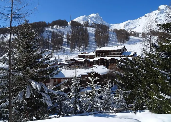 Chalet La Foux D Centre Station