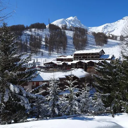 Chalet La Foux D Centre Station